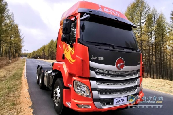 長(zhǎng)征鳳凰C5牽引車