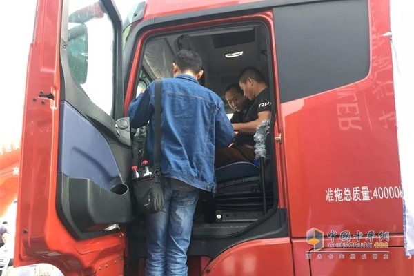 福田戴姆勒卡友看車、試車