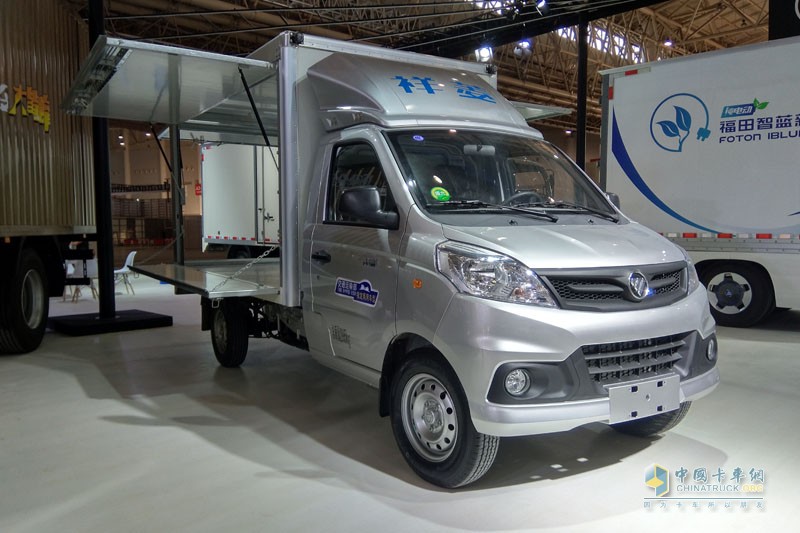 【武漢車展】各有千秋！時(shí)代汽車攜四款產(chǎn)品亮相