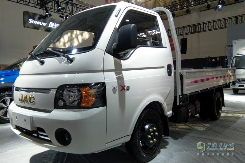 搶先看！江淮汽車全系國(guó)六新品亮相武漢車展