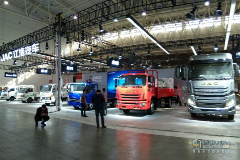 搶先看！江淮汽車全系國(guó)六新品亮相武漢車展
