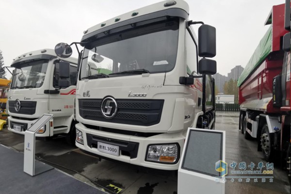 垃圾清運(yùn)車-德龍L3000國六底盤，