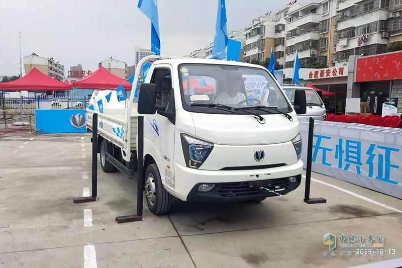 飛碟汽車“我是卡車人國六精英賽”合肥火力開賽！