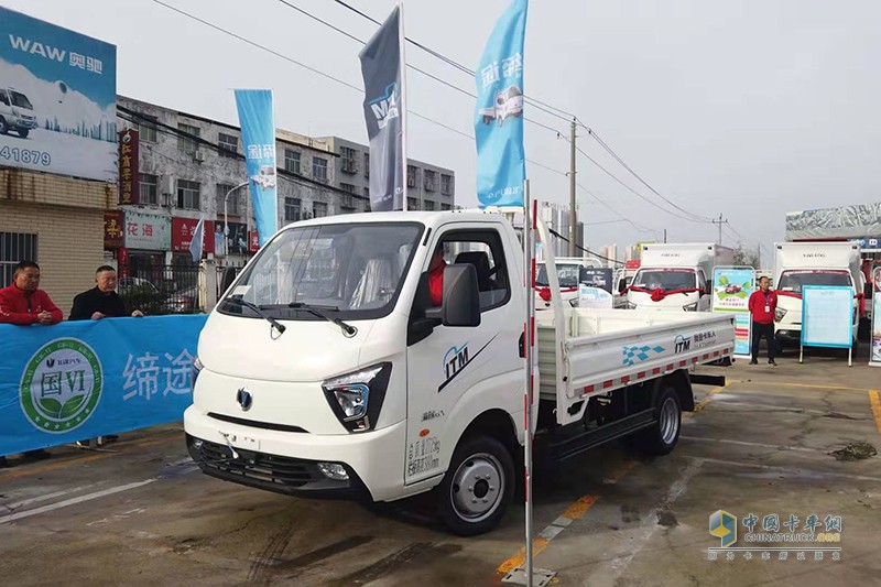 飛碟汽車“我是卡車人國六精英賽”襄陽火力開賽！