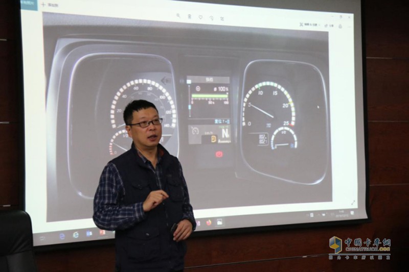 將產(chǎn)品和服務做到“極致” 10臺奔馳新Actros牽引車交付博巖冷藏