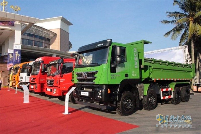 上汽紅巖工程車、牽引車細(xì)分市場(chǎng)“兩路開花”