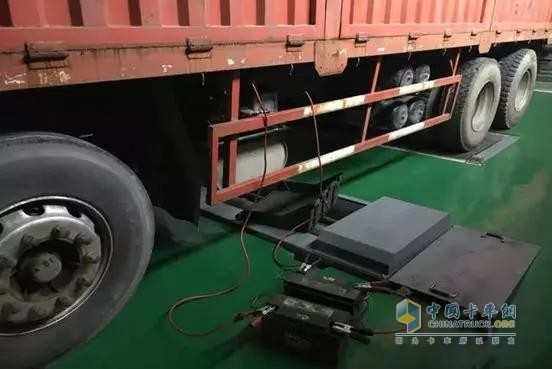 卡車電路保養(yǎng)