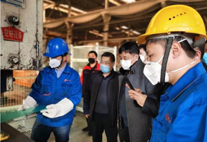 2天完成準備工作 日產(chǎn)3000只以上 陜汽火線轉(zhuǎn)產(chǎn)護目鏡的國企擔當