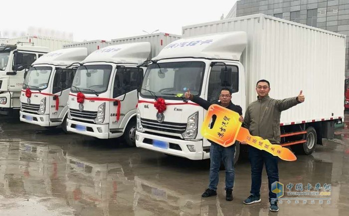 年初，一批搭載WP2.3N發(fā)動(dòng)機(jī)的輕卡交付客戶