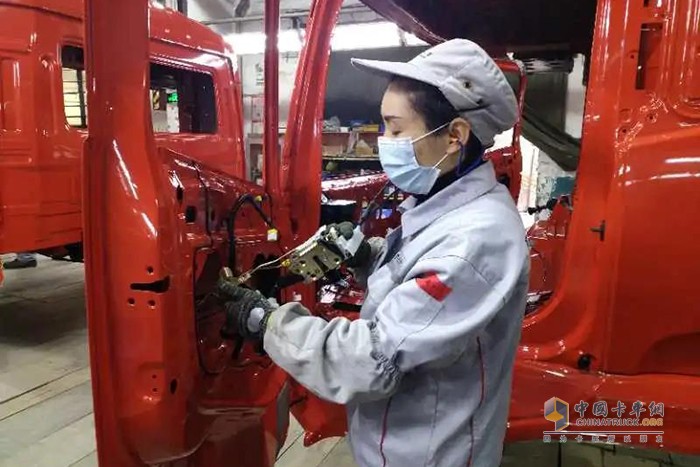一手抓防疫防控，一手抓復(fù)工復(fù)產(chǎn)準(zhǔn)備