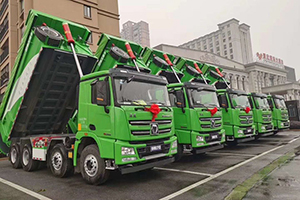 助力泰州藍天保衛(wèi)戰(zhàn) 36臺漢風G7環(huán)保渣土車極速交付！