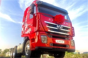 65萬卡友在線觀看！47秒搶走66臺車！上汽紅巖這場直播“豪橫”！