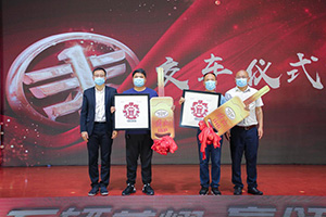 雙喜！山東迎來雙萬輛，解放國六LNG系列震撼交付！