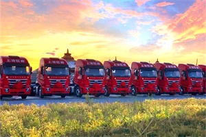 確認(rèn)過(guò)眼神，紅巖杰獅C6LNG牽引車(chē)就是那個(gè)對(duì)的車(chē)！
