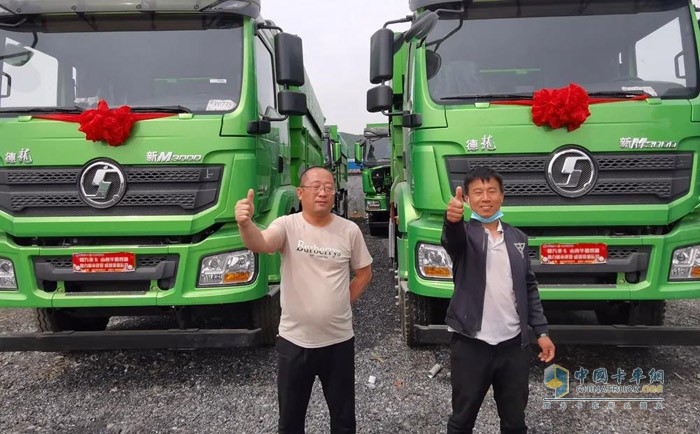 渣土車(chē)司機(jī)點(diǎn)贊濰柴黃金動(dòng)力總成