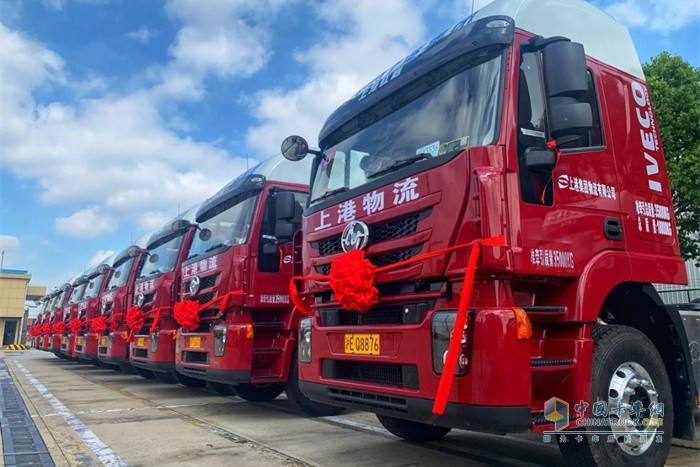 量身定制120臺(tái)港口牽引車(chē)交付上港物流