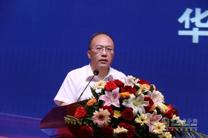國(guó)家電投集團(tuán)資本控股有限公司黨委書記、董事長(zhǎng)王振京