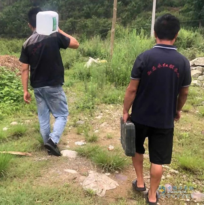 ?針對(duì)受災(zāi)用戶，服務(wù)站為其免費(fèi)上門維修