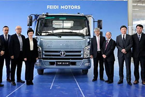 飛碟汽車·五十鈴動力版下線   飛碟汽車開啟與五十鈴（中國）發(fā)動機(jī)的戰(zhàn)略合作