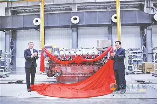 2018年4月9日，玉柴與德國MTU共同打造的首臺發(fā)電動力產品成功下線