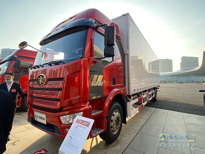 J6L 4×2 精英版 大單橋載貨車(chē)