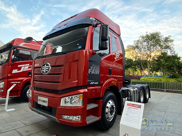 新J6P 6×4 智惠版2.0?；愤\(yùn)輸車(chē)