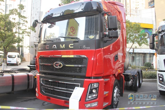 漢馬H9天然氣牽引車(chē)