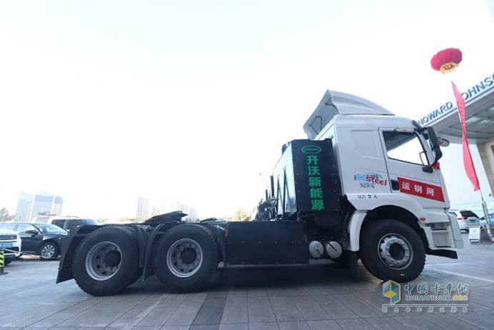 開沃純電動(dòng)牽引車