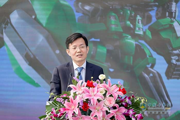 福田汽車集團(tuán)副總經(jīng)理、福田戴姆勒?qǐng)?zhí)行副總裁宋術(shù)山