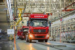 東風(fēng)勞模有話說：讓工匠精神在班組中傳承，讓汽車之城再助產(chǎn)業(yè)騰飛