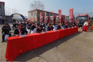 鉅惠開工季  陜汽重卡精耕市場忙交付