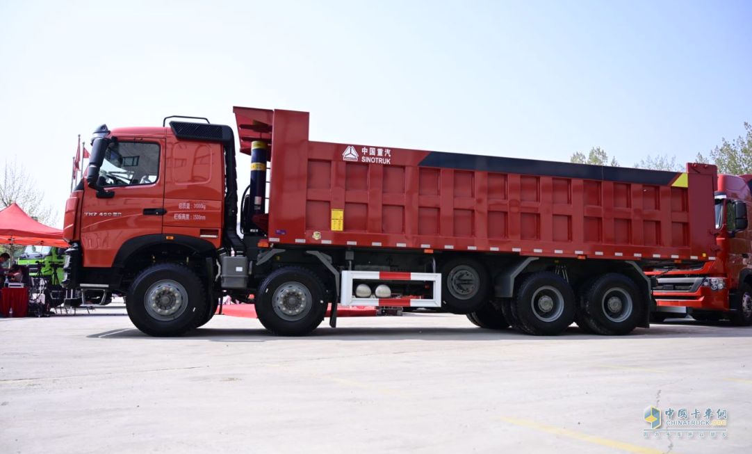 全新一代 自卸王者——豪沃TH7自卸車強(qiáng)勢來襲