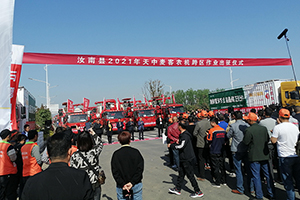 又是一年豐收時 江淮輕卡助力“天中麥客”農機跨區(qū)作業(yè)