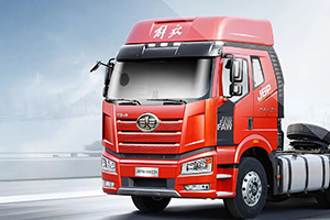 解放J6P 500馬力質(zhì)惠版2.0+牽引車！可靠卡車就長這樣！