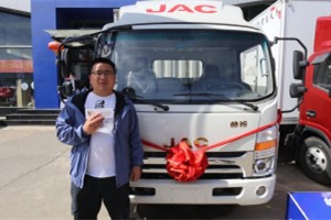 杜宗沛憑借多年使用經(jīng)驗表白：桶裝水運輸江淮帥鈴真心挺好