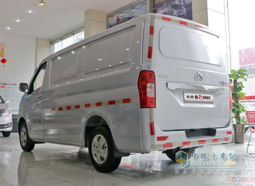 2021款長(zhǎng)安睿行M80