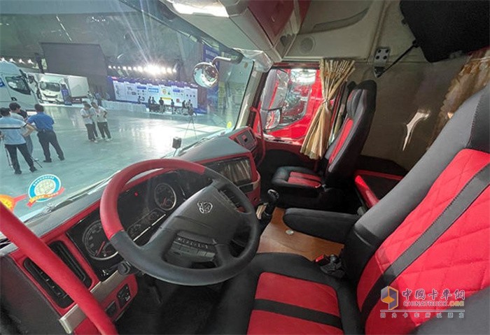 國六版乘龍H5綠通載貨車