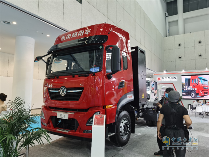 東風商用車  純電動、燃料電池牽引車