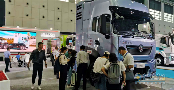 東風商用車  純電動、燃料電池牽引車