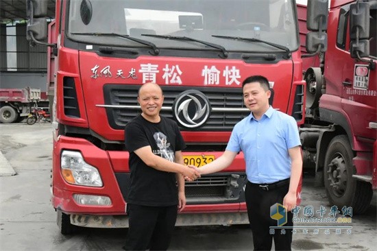 東風(fēng)商用車(chē)  牽引車(chē)