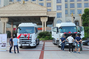 現(xiàn)場下訂14臺，廣汽日野福建瑞龍達(dá)700智臻新車品鑒會收官!