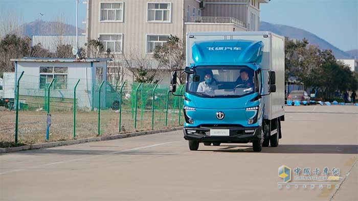 與圣誕節(jié)撞個(gè)滿懷  我是卡車人大賽收官站都傳遞了什么？