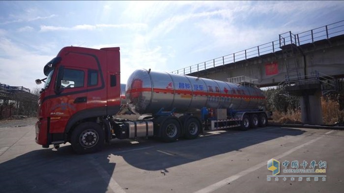 東風(fēng)天龍?；愤\輸車