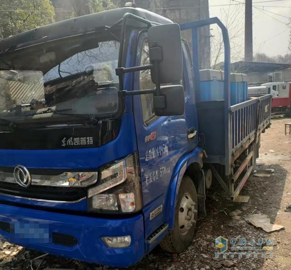 東風輕型車