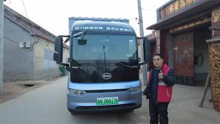 老兵與比亞迪T5D純電動(dòng)車的雙向奔赴 共同助力鄉(xiāng)村振興