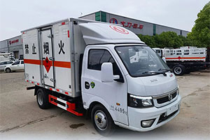 東風(fēng)途逸危險(xiǎn)品運(yùn)輸車，讓運(yùn)輸臨“?！辈粦?！