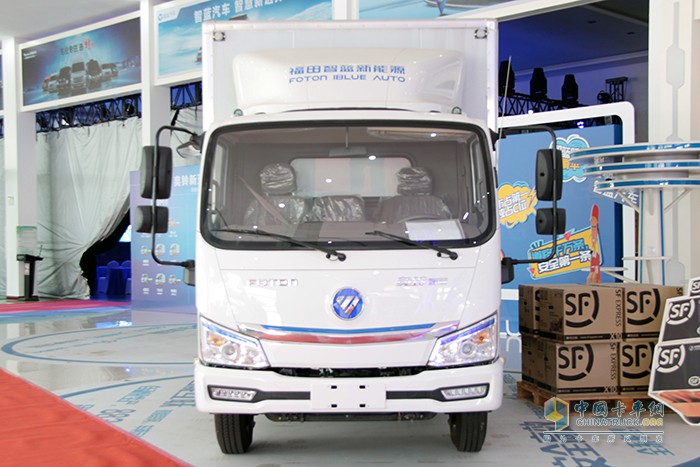 智藍汽車 新能源輕卡 導流罩