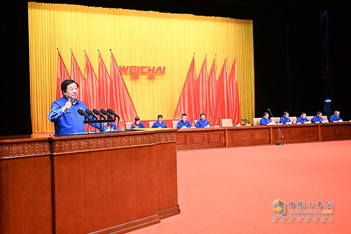 隨著重型柴油車國六標準的實施，為了更好的滿足國六標準，為卡友帶來更好的消費體驗。弘康環(huán)保秉承著為了天更藍 水更綠的企業(yè)使命，特推出第四代弘康純“強勁”產(chǎn)品，為廣大卡友提供更優(yōu)質(zhì)的產(chǎn)品與服務。