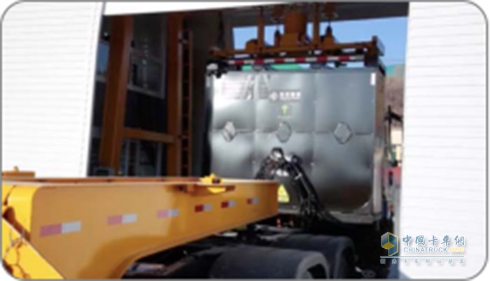 山西大運(yùn)汽車(chē) 換電重卡 換電步驟