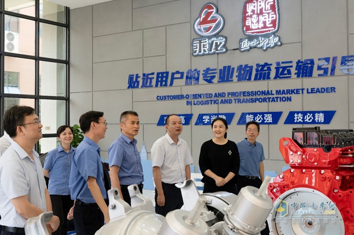 東風(fēng)柳汽—柳職院產(chǎn)教融合基地開業(yè)儀式
